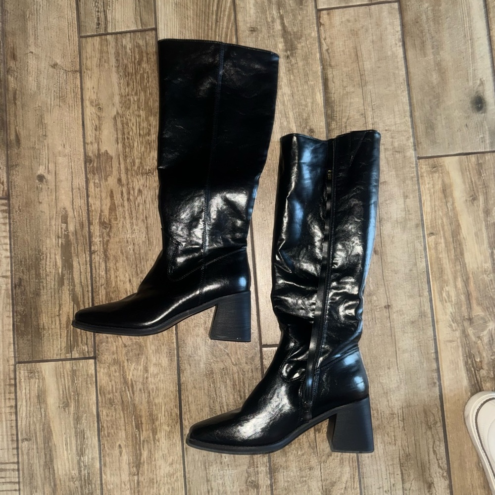 Women's Black Boots